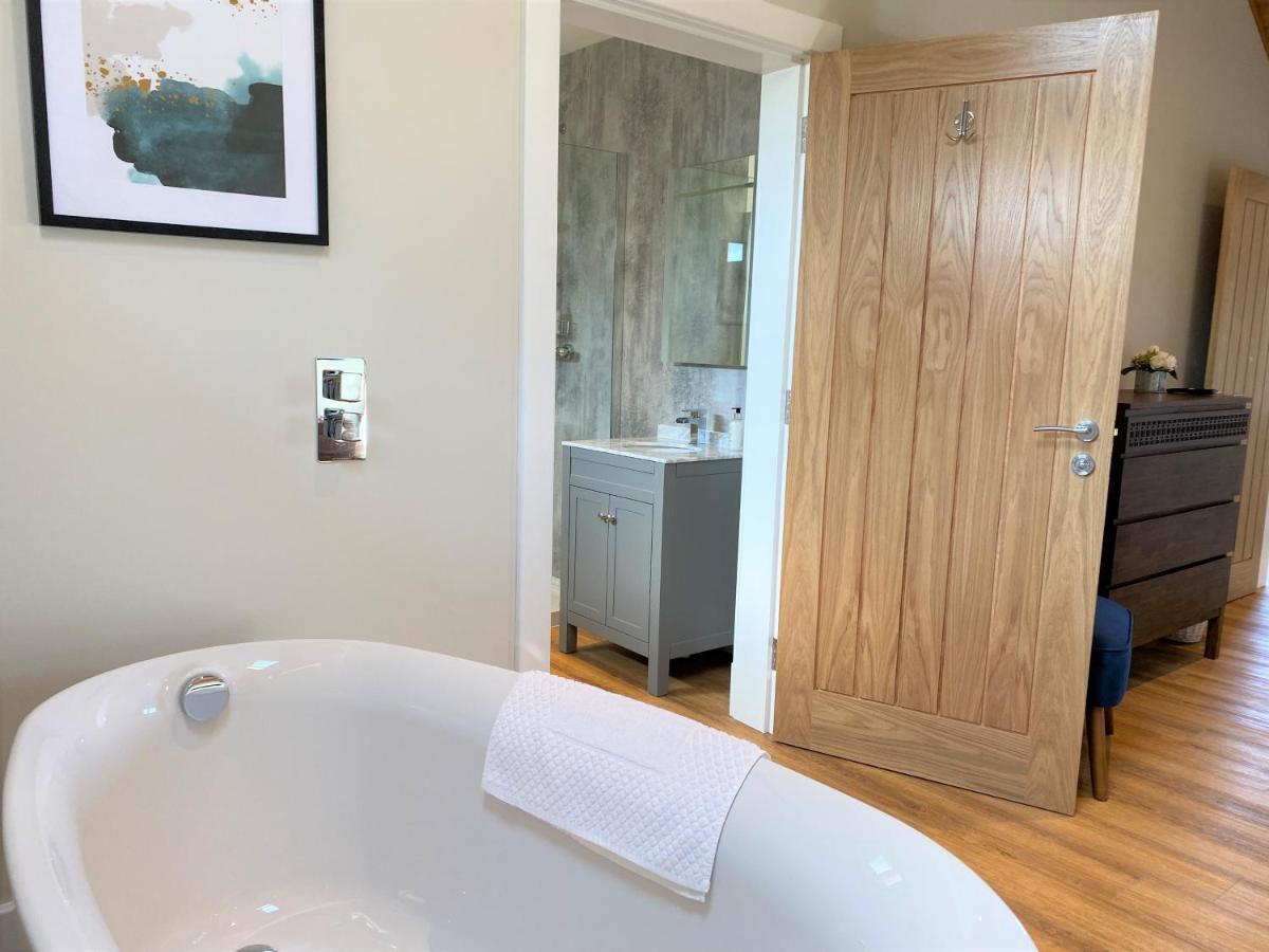 Pheasant Lodge With Hot Tub Forgandenny Exteriér fotografie